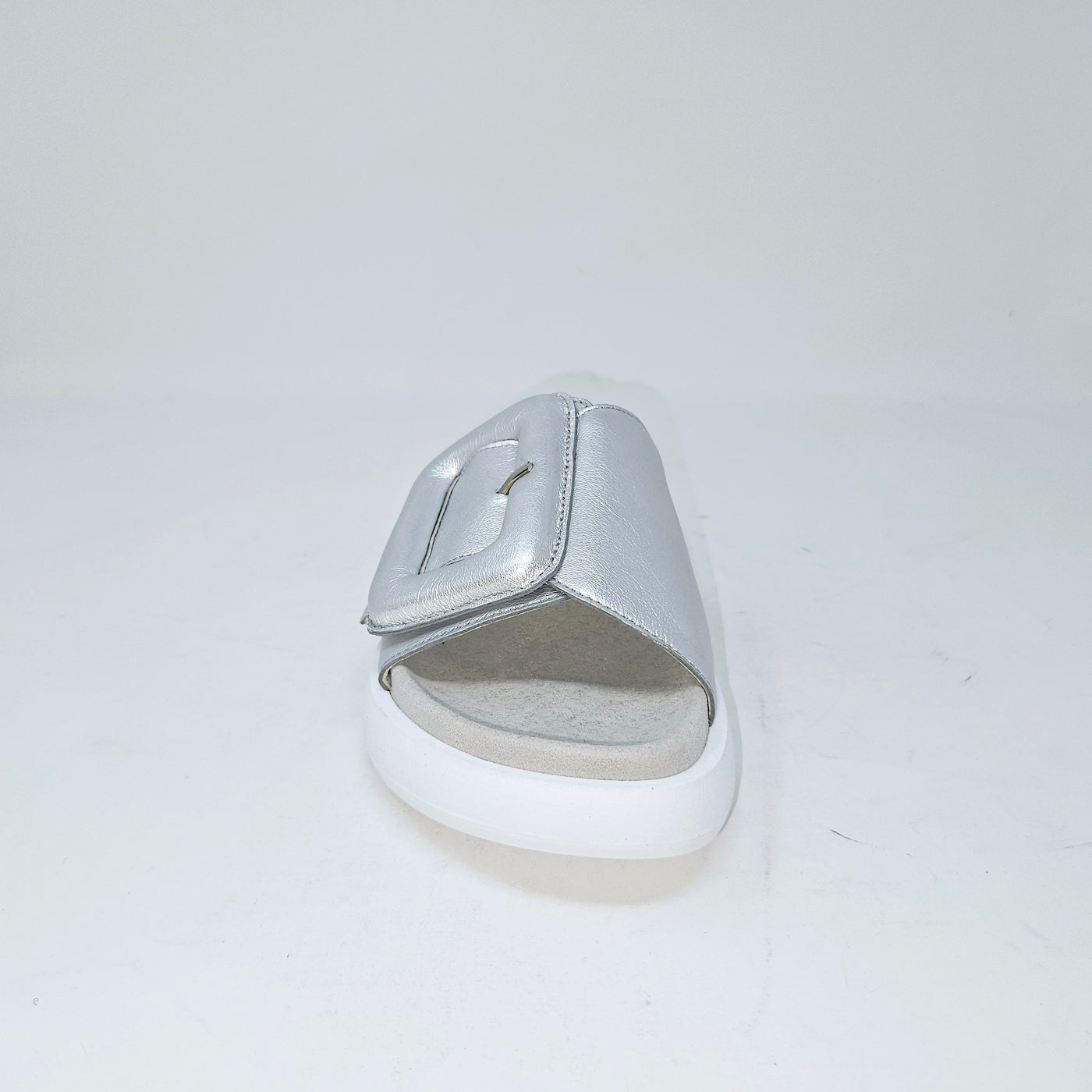 63.751 Cuir Argent