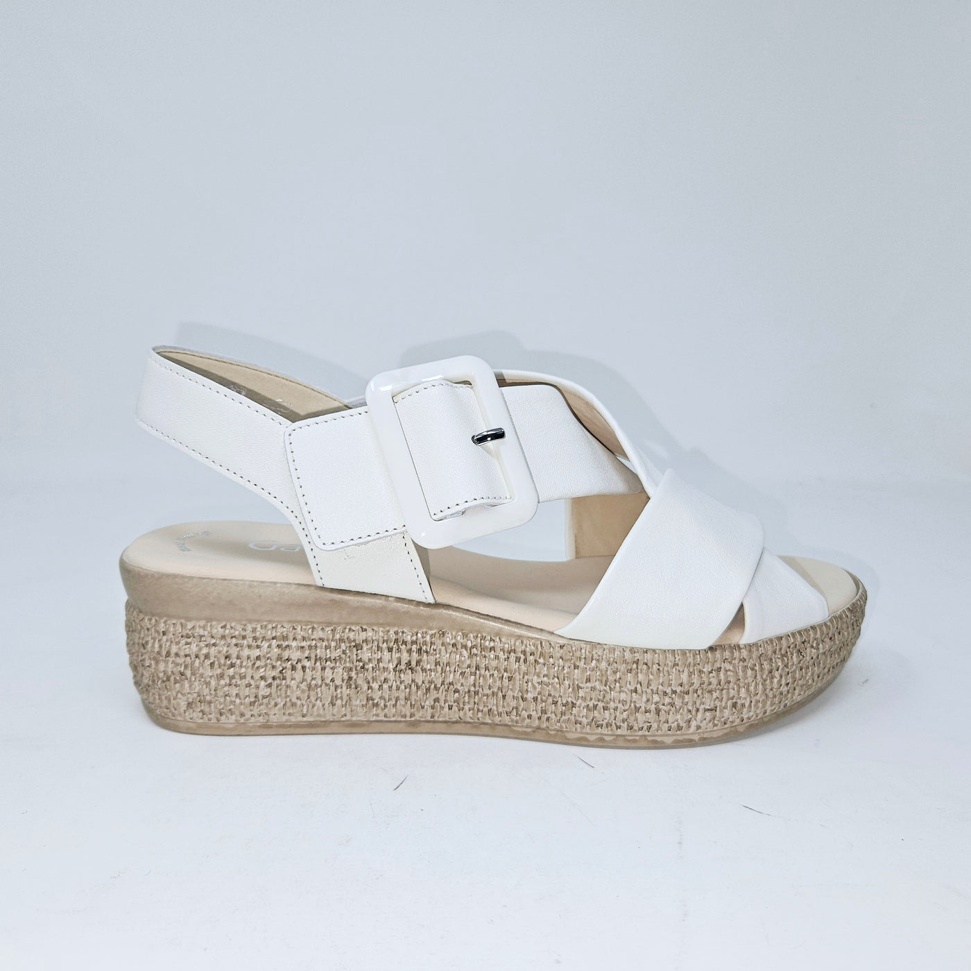 64.572  Cuir Crème