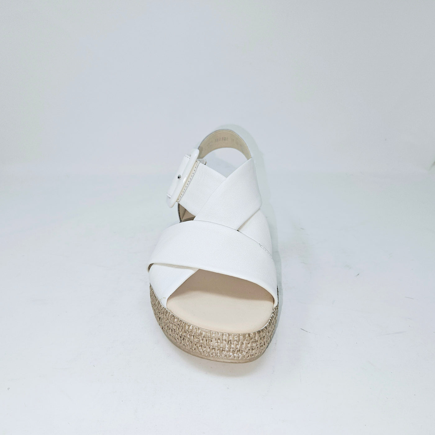 64.572  Cuir Crème