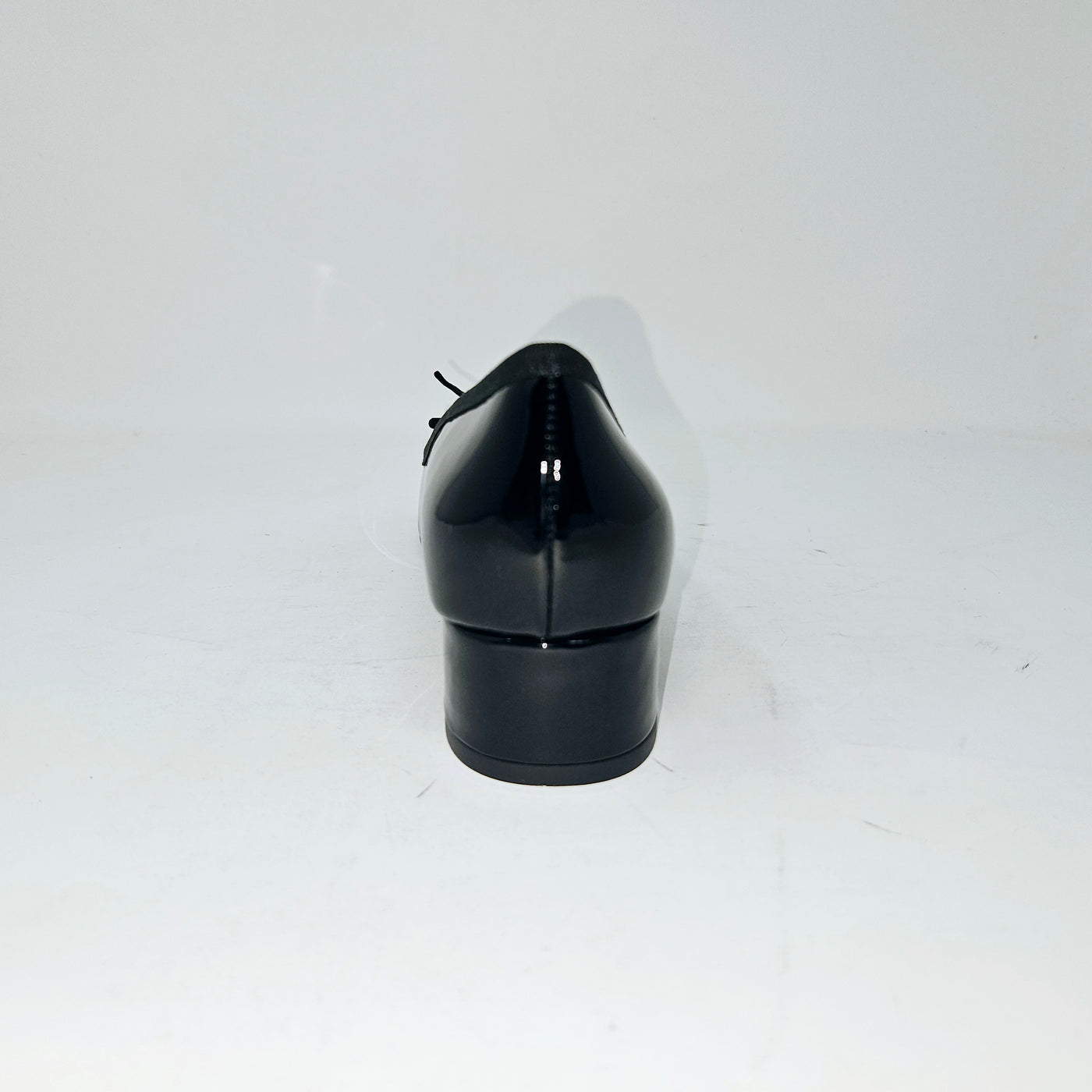 Brune Vernis Noir