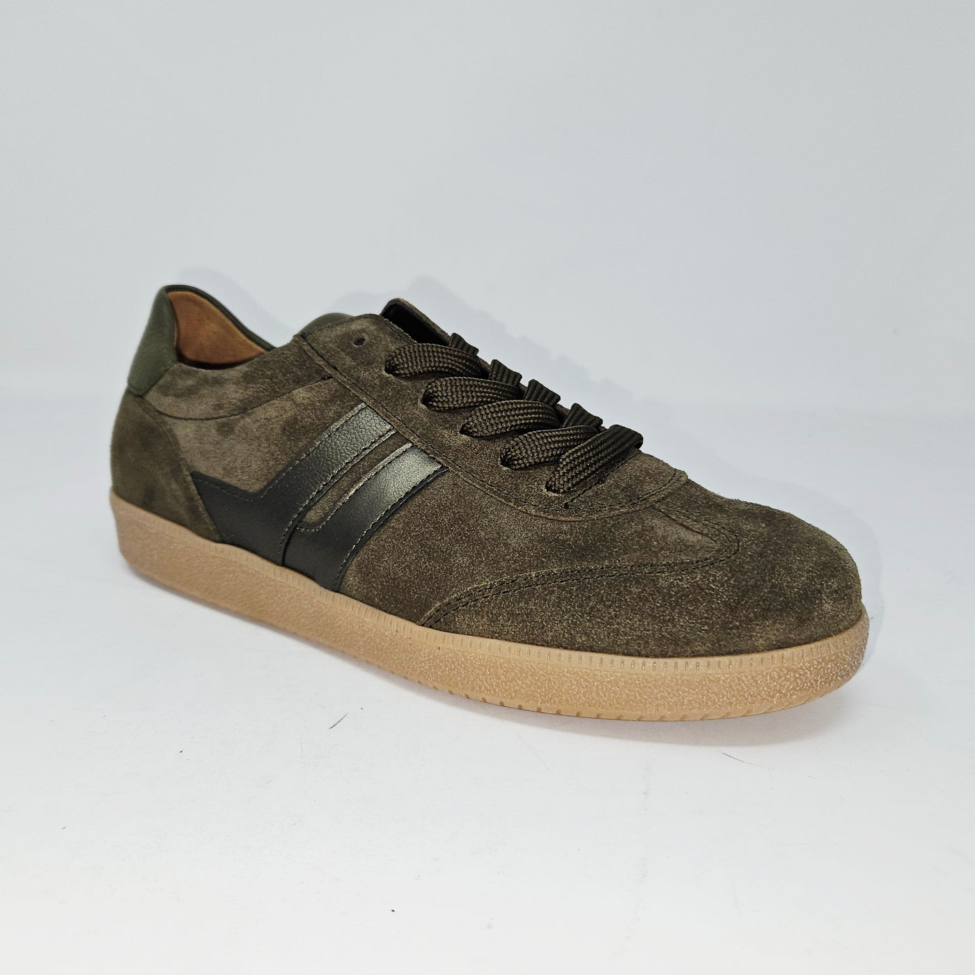 73.300 Olive