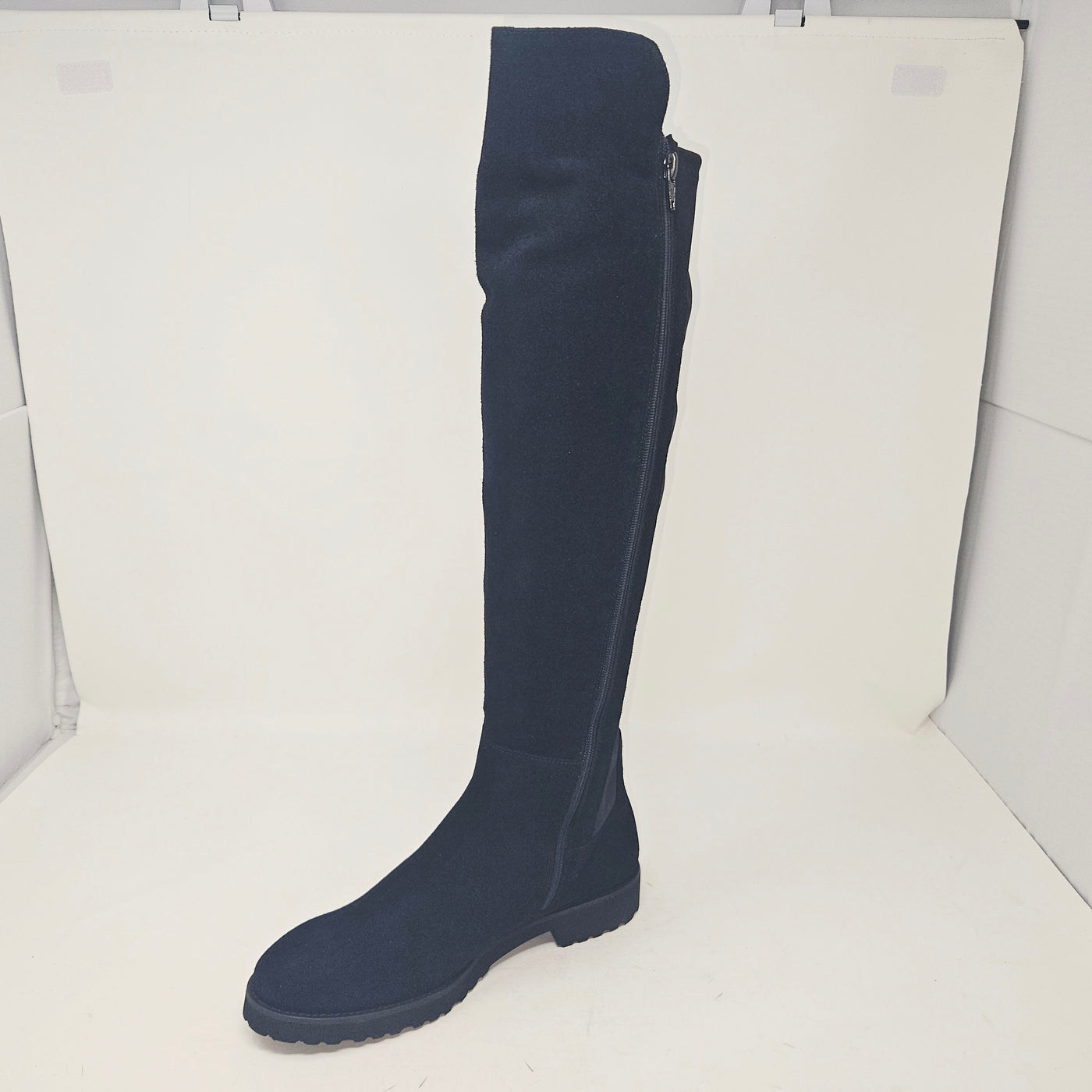 Christine Nubuck Noir