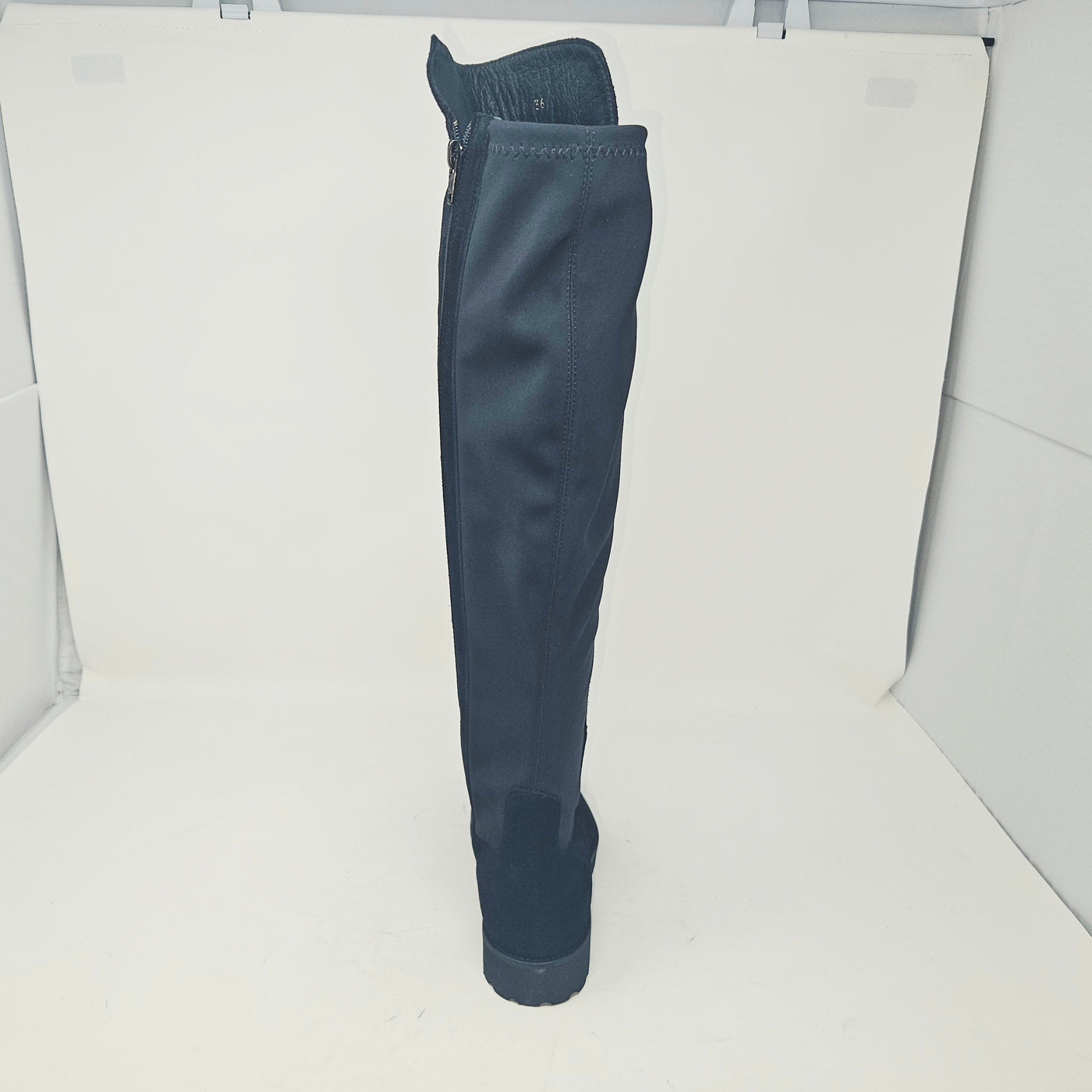 Christine Nubuck Noir