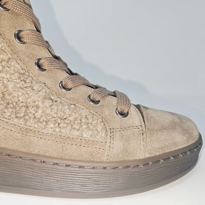 76.776 Nubuck crème